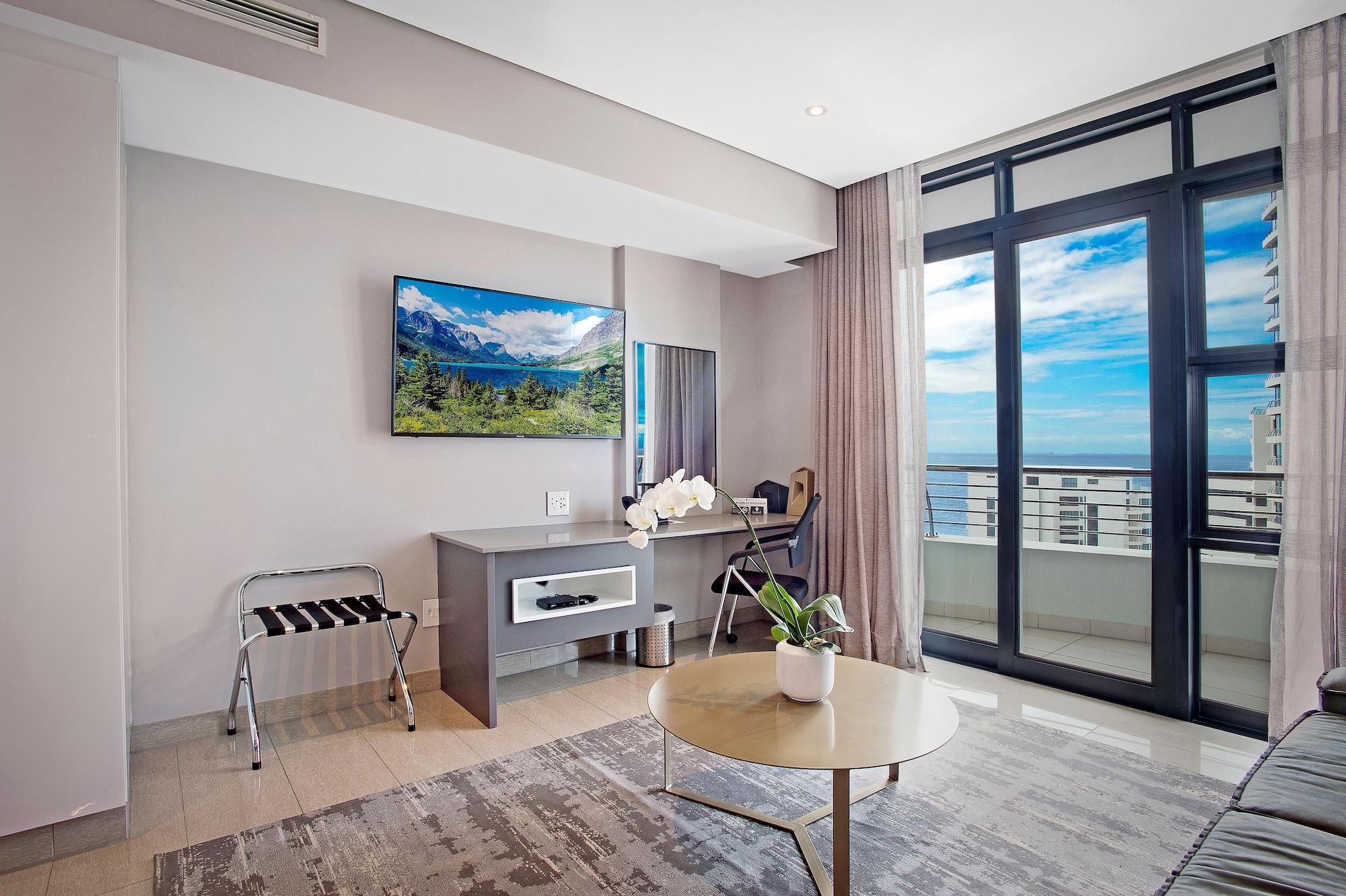 The Capital Pearls Hotel Ντούρμπαν Εξωτερικό φωτογραφία A living room at the Hilton San Diego Bayfront