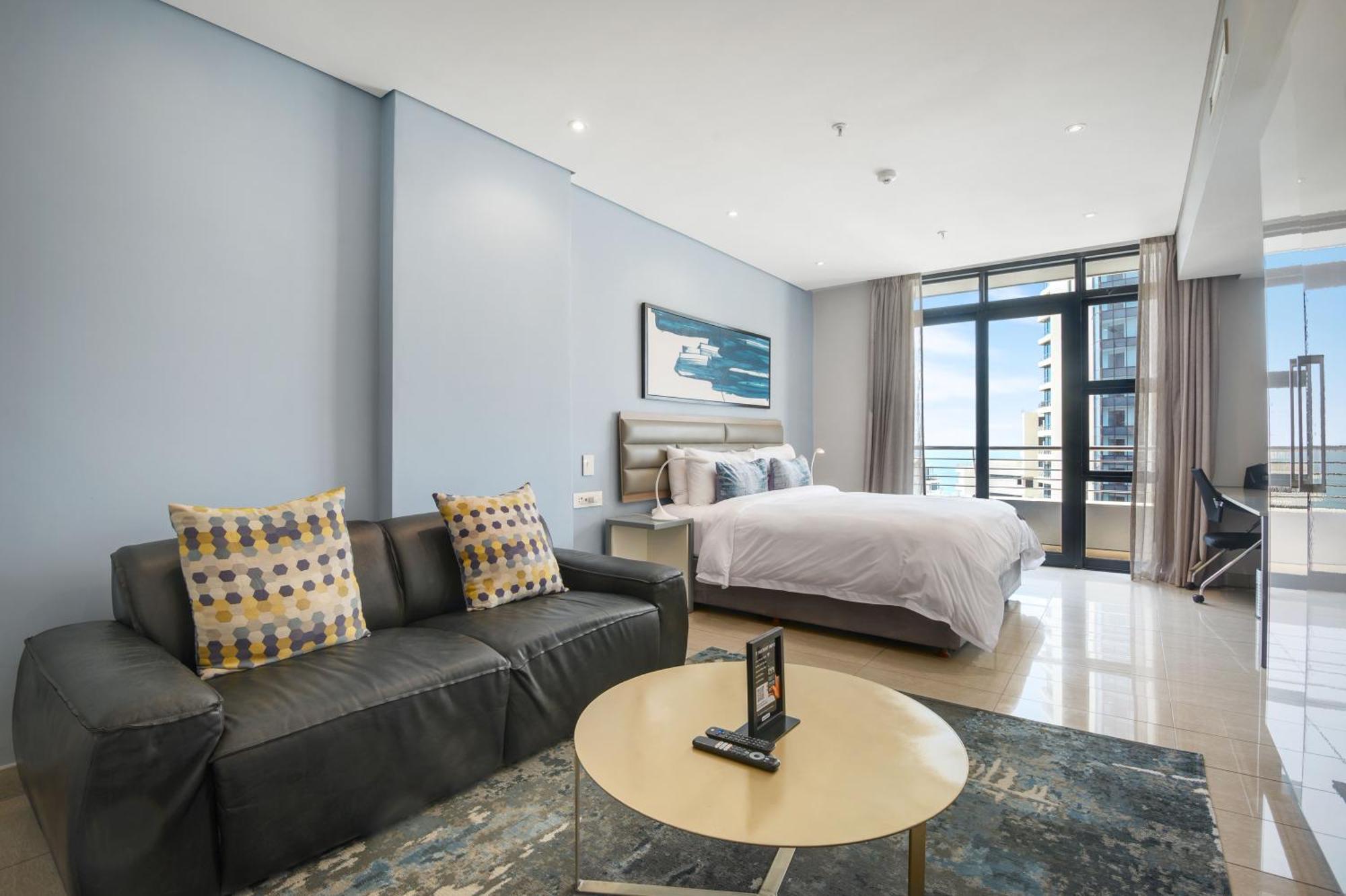 The Capital Pearls Hotel Ντούρμπαν Εξωτερικό φωτογραφία A typical studio apartment
